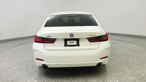 2023 BMW 330e xDrive