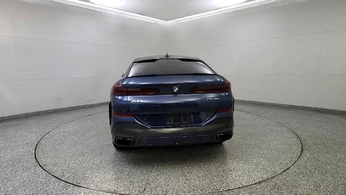 2022 BMW X6 xDrive40i