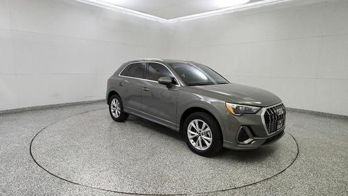 2022 Audi Q3 45 S line Premium