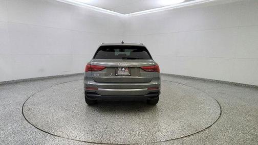 2022 Audi Q3 45 S line Premium