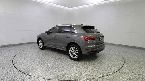 2022 Audi Q3 45 S line Premium