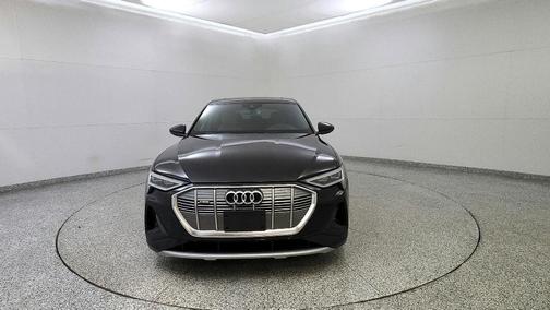 2022 Audi e-tron S line Premium