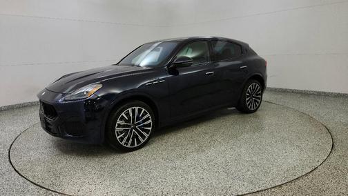 Blu 2023 Maserati Grecale Modena