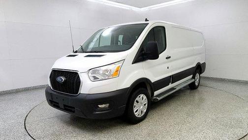 2022 Ford Transit-250 