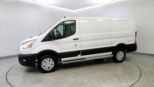 2022 Ford Transit-250 