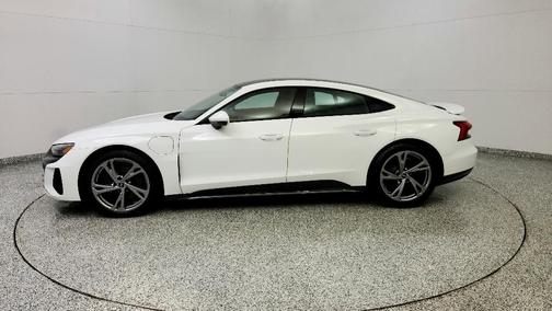 2022 Audi e-tron GT Premium Plus