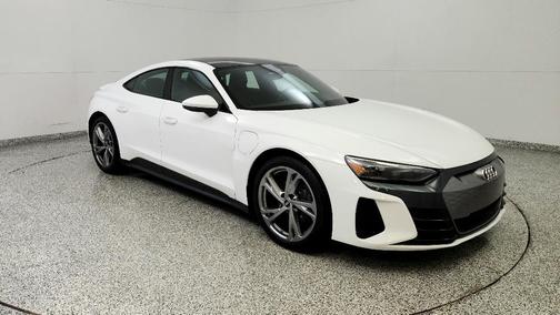 2022 Audi e-tron GT Premium Plus