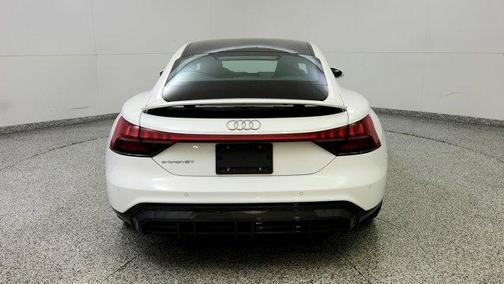 2022 Audi e-tron GT Premium Plus