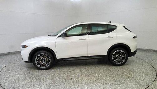 2025 Alfa Romeo Tonale Base