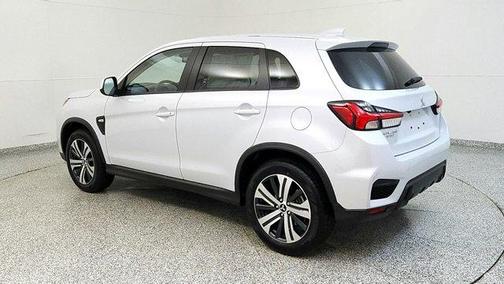 2025 Mitsubishi Outlander Sport ES