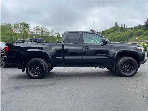 2022 Toyota Tacoma SR5