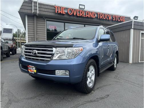 2011 Toyota Land Cruiser V8