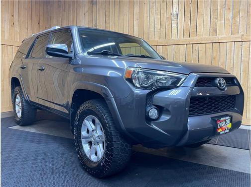 2017 Toyota 4Runner SR5 Sport