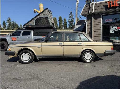 1989 Volvo 240 