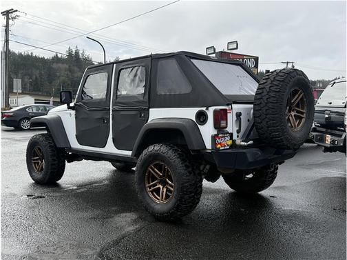 2012 Jeep Wrangler Unlimited Sport