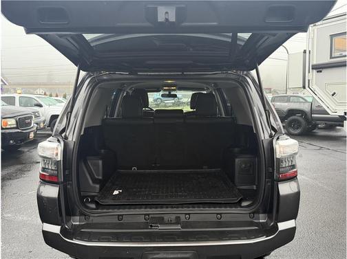 2016 Toyota 4Runner LIFTED