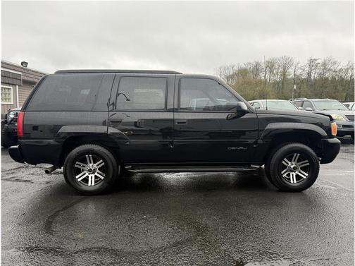 1999 GMC Yukon Denali