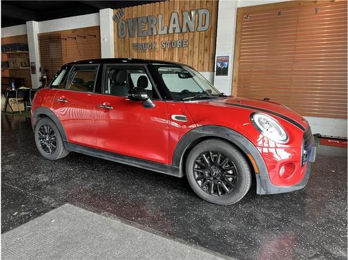 2017 MINI Hardtop Cooper