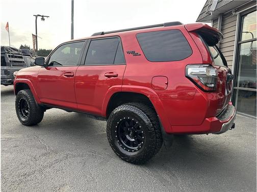 2020 Toyota 4Runner TRD OFF-ROAD LOCKER LIFTED