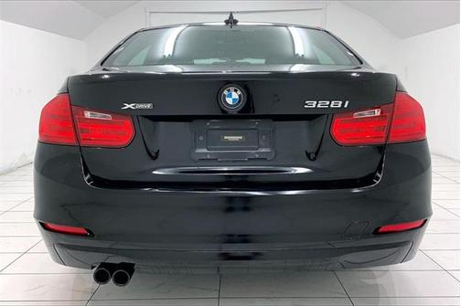 Photo 3 of 33 of 2014 BMW 328 i xDrive