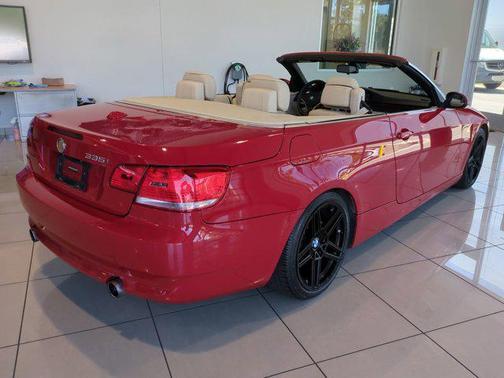 2009 BMW 335 335i