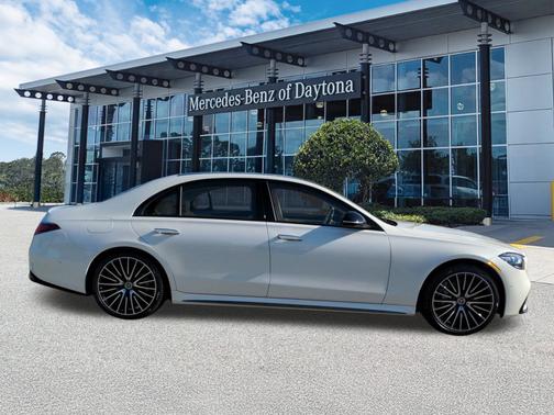 2023 Mercedes-Benz S-Class 
