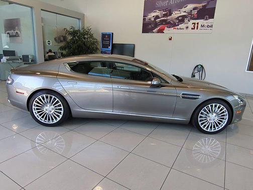 2011 Aston Martin Rapide Base