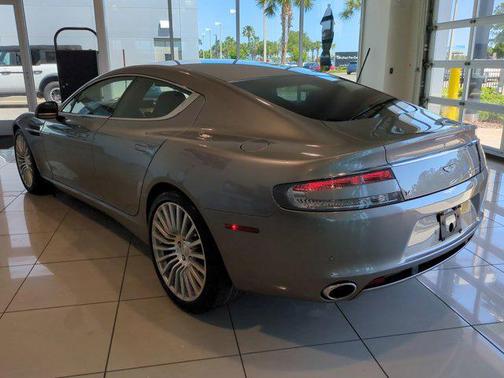 2011 Aston Martin Rapide Base