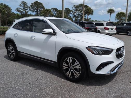 Polar White 2025 Mercedes-Benz GLA 250 Base