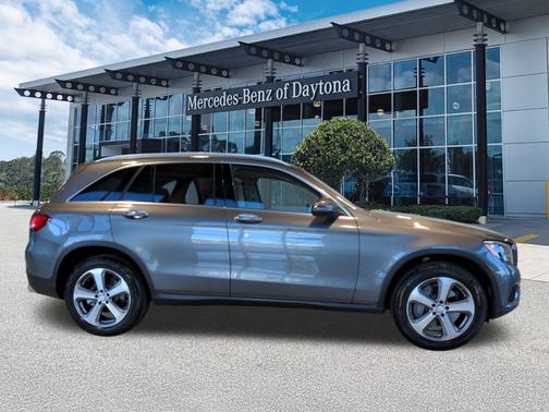 2017 Mercedes-Benz GLC 300 