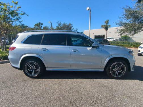 2025 Mercedes-Benz GLS 450 4MATIC