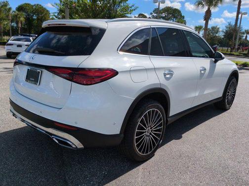 2025 Mercedes-Benz GLC 300 Base