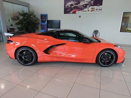 2021 Chevrolet Corvette Stingray w/2LT