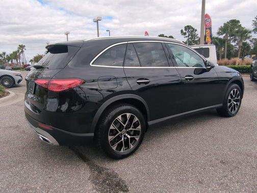 2025 Mercedes-Benz GLC 350e Base