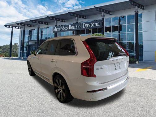 2025 Volvo XC90 B6 Ultra