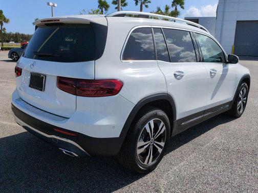 2025 Mercedes-Benz GLB 250 Base