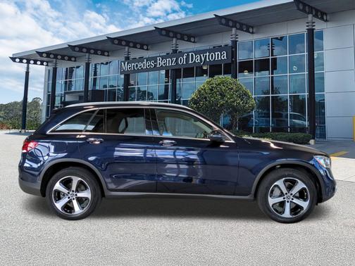 2021 Mercedes-Benz GLC 300 