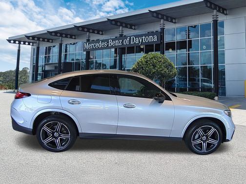 2024 Mercedes-Benz GLC 300 