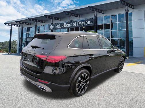 2025 Mercedes-Benz GLC 350e Base