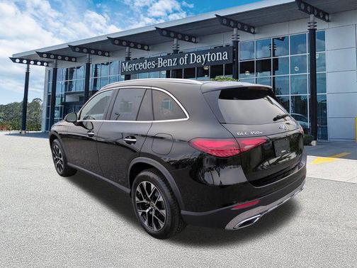 2025 Mercedes-Benz GLC 350e Base