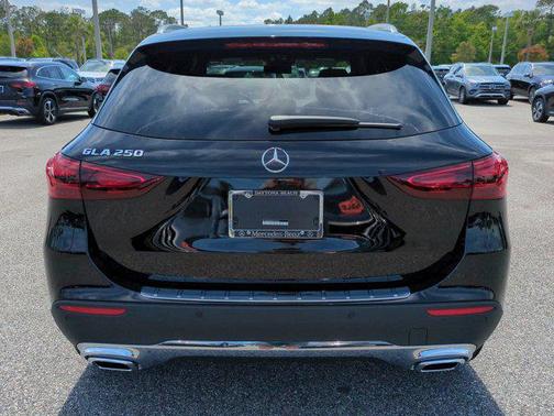 2025 Mercedes-Benz GLA 250 4MATIC
