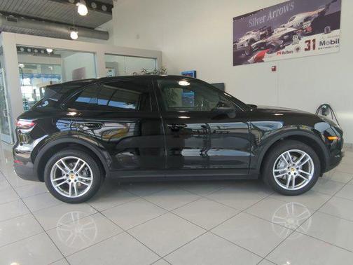 2020 Porsche Cayenne Base