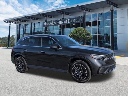 2025 Mercedes-Benz GLC 300 