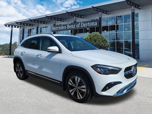 Polar White 2024 Mercedes-Benz GLA 250
