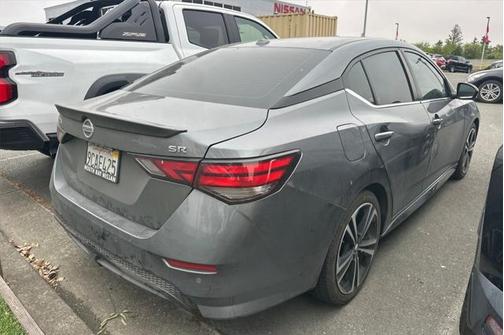 2022 Nissan Sentra SR