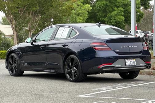 2023 Genesis G70 2.0T
