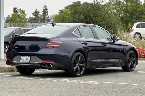2023 Genesis G70 2.0T