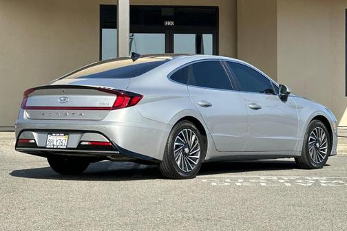 2023 Hyundai SONATA Hybrid Limited