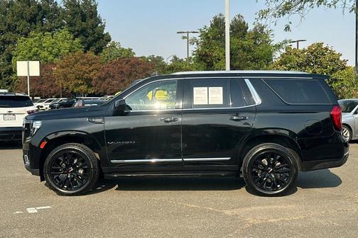 2023 GMC Yukon SLT