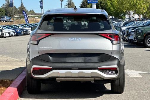 2023 Kia Sportage Hybrid LX
